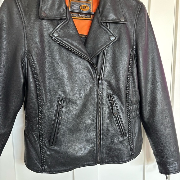 First Classics Leather Women's Black Leather Motorcycle Jacket Insulated Size L - Picture 2 of 15